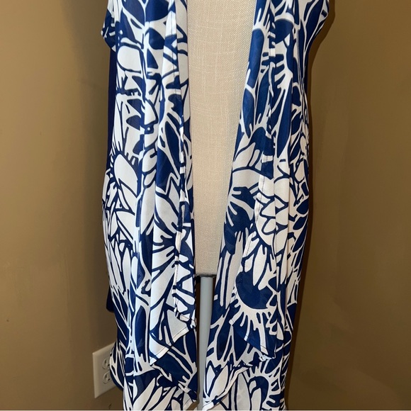 C Brand Knit Open Cardigan Floral Pattern Size L Blue w/ White Sleeveless Poly - Picture 6 of 11